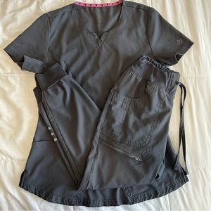 Heart soul jogger scrub set